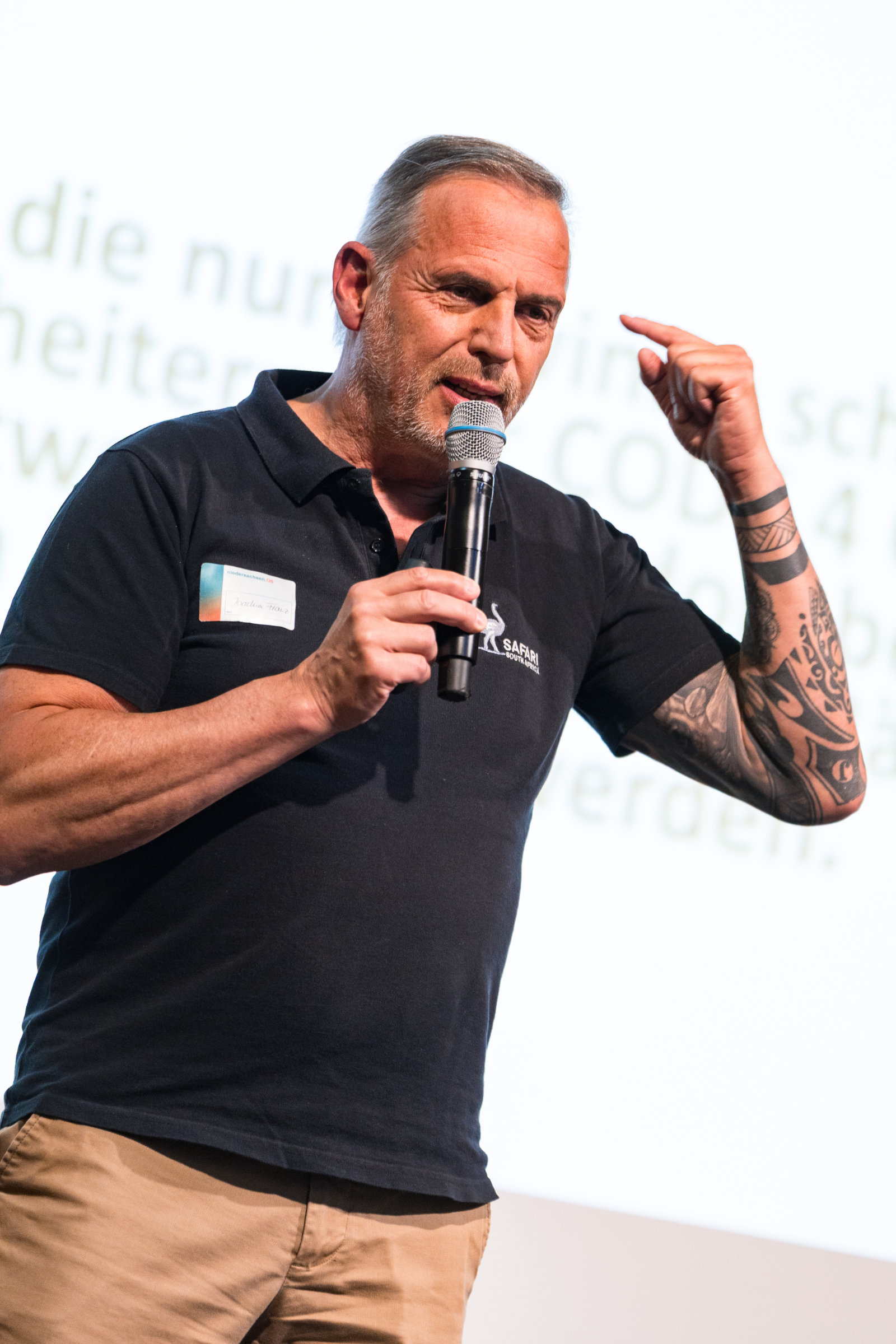 Joachim Franz bei einem Vortrag